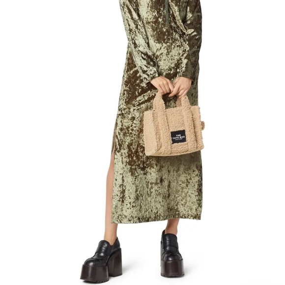 Marc Jacobs Women's The Mini Teddy Tote Bag - Beige - Picture 10 of 13